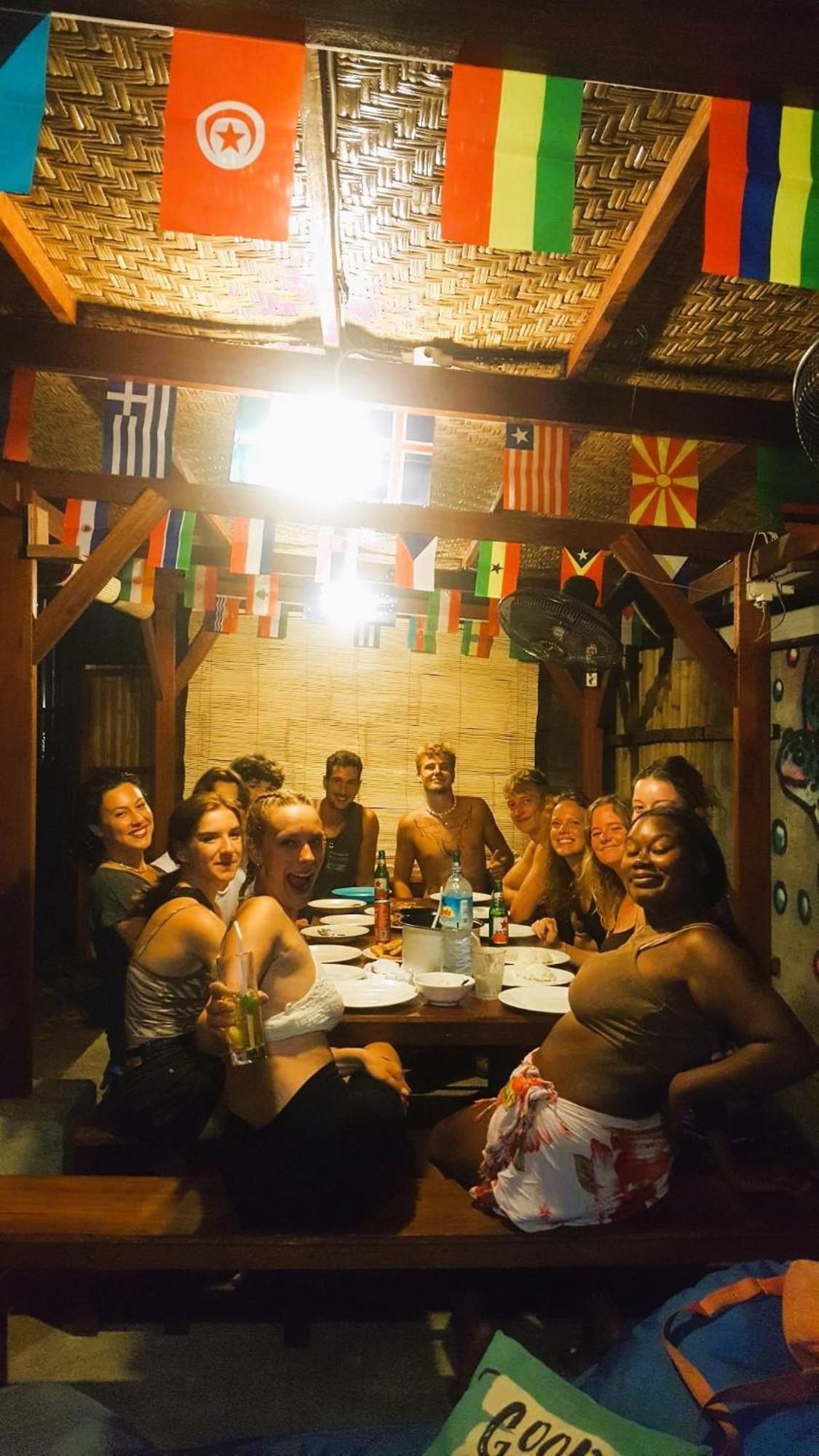 Hotel Good Vibes 2*