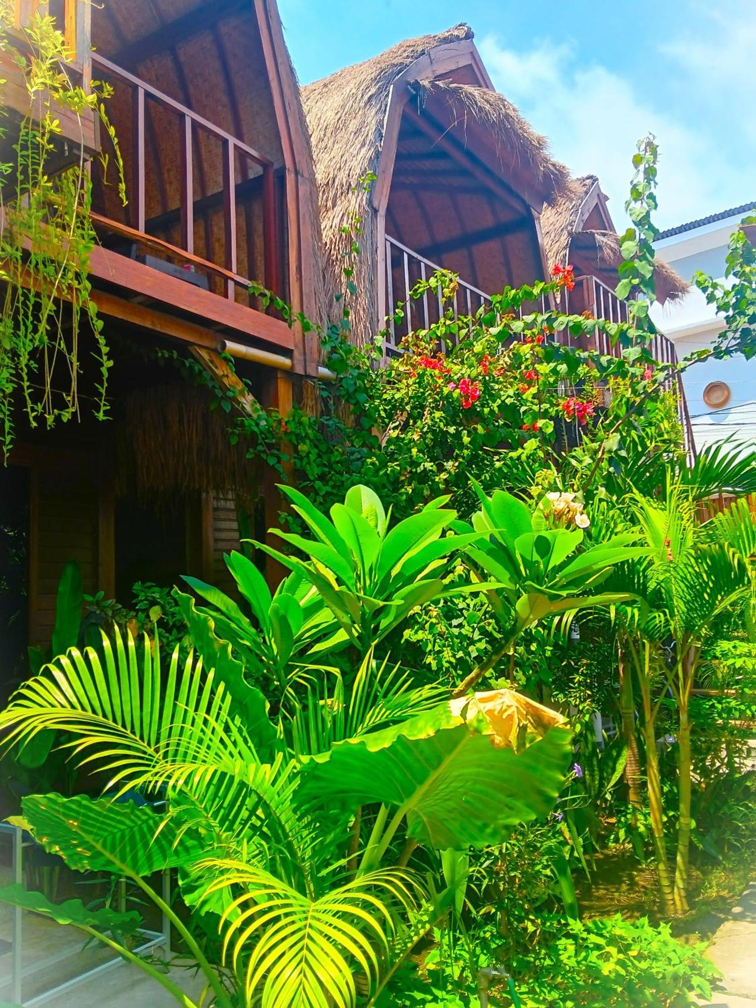 Hotel Good Vibes 2*